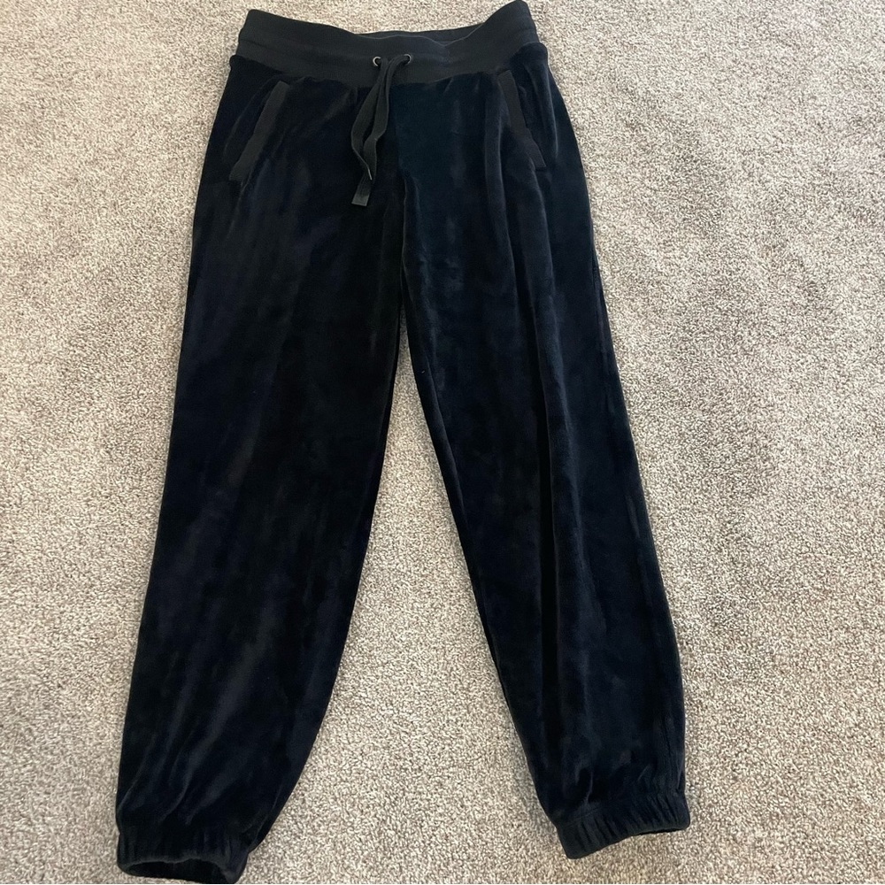Athleta Black Cozy Karma Joggers